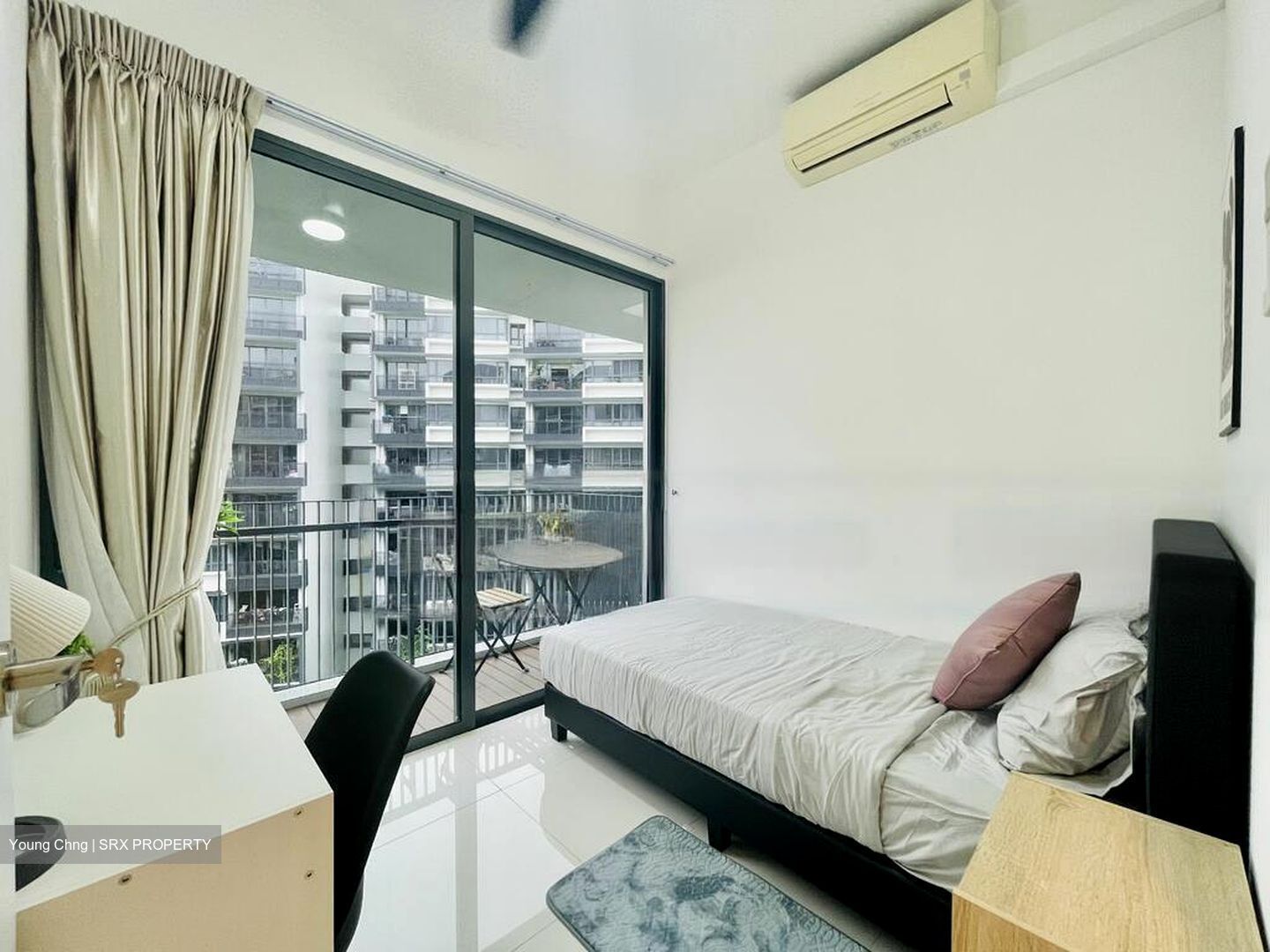 The Palette (D18), Condominium #484968601